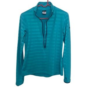 Nike Dri-FIT Pullover - Size M, Fleece-Lined with Thumbholes